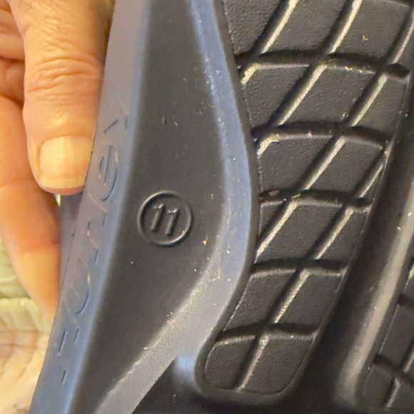 ‼️𝐇𝐔𝐑𝐋𝐄𝐘 𝐍𝐀𝐕𝐘 𝐅𝐋𝐈𝐏 𝐅𝐋𝐎𝐏𝐒 - Picture 6 of 6